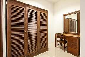 PB - Villa 5 - 4BR · 4-BR Private Pool Villa Walk to Seminyak Beach