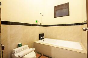 PB - Villa 5 - 4BR · 4-BR Private Pool Villa Walk to Seminyak Beach