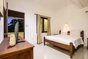 PB - Villa 5 - 4BR · 4-BR Private Pool Villa Walk to Seminyak Beach