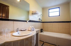 PB - Villa 1 - 3BR · 3-BR Private Pool Villa Walk to Seminyak Beach