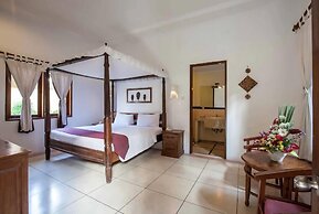 PB - Villa 1 - 3BR · 3-BR Private Pool Villa Walk to Seminyak Beach