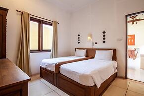 PB - Villa 3 - 3BR · 3-BR Private Pool Villa Walk to Seminyak Beach