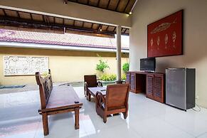 PB - Villa 3 - 3BR · 3-BR Private Pool Villa Walk to Seminyak Beach