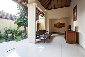 PB - Villa 2 - 2BR · 2-BR Private Pool Villa Walk to Seminyak Beach