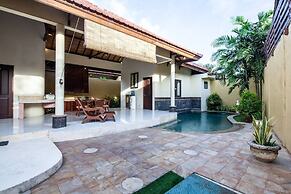 PB - Villa 2 - 2BR · 2-BR Private Pool Villa Walk to Seminyak Beach