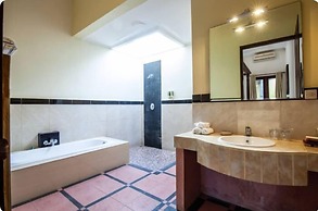 PB - Villa 4 - 2BR · 2-BR Private Pool Villa Walk to Seminyak Beach