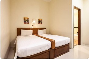 PB - 10BR · 10-BR Private Pool Villa Walk to Seminyak Beach