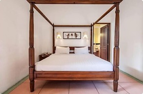 PB - 10BR · 10-BR Private Pool Villa Walk to Seminyak Beach