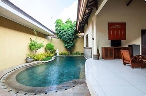PB - 10BR · 10-BR Private Pool Villa Walk to Seminyak Beach