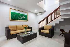 SMV - 3BedGRDN - V1 · 3BR Garden Villa Walk to Beach N Shops Legian