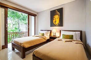SMV - 3BedGRDN - V1 · 3BR Garden Villa Walk to Beach N Shops Legian