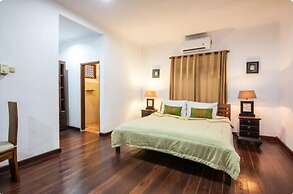 SMV- 2BedGRDN - V7 · 2BR Garden Villa Walk to shops and Beach Legian