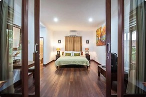 SMV - garden - 7-BR · 7BR Garden Villa Walk to Beach and Shops Legian