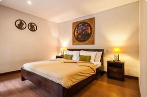 SMV - garden - 7-BR · 7BR Garden Villa Walk to Beach and Shops Legian