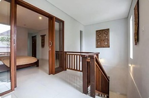 SMV - garden - 7-BR · 7BR Garden Villa Walk to Beach and Shops Legian