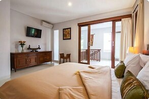 SMV - garden - 7-BR · 7BR Garden Villa Walk to Beach and Shops Legian