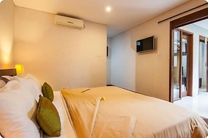 SMV - garden - 7-BR · 7BR Garden Villa Walk to Beach and Shops Legian