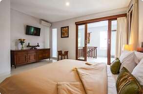 SMV - garden - 6-BR · 6BR Garden Villa Walk to Beach N Shops Legian