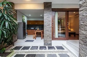 SMV - garden - 6-BR · 6BR Garden Villa Walk to Beach N Shops Legian