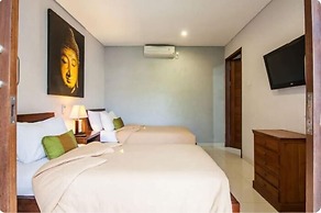 SMV - garden - 6-BR · 6BR Garden Villa Walk to Beach N Shops Legian