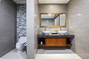 SMV - garden - 6-BR · 6BR Garden Villa Walk to Beach N Shops Legian