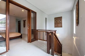 SMV - garden - 6-BR · 6BR Garden Villa Walk to Beach N Shops Legian