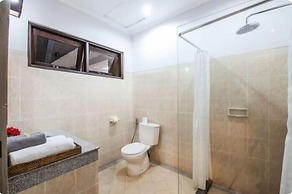 SMV . 7-BR · 7BR Pool Prime Area Walk to Beach N Shops Legian