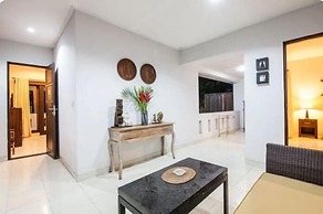 SMV . 6-BR · 6BR Pool Prime Area Walk to Beach N Shops Legian