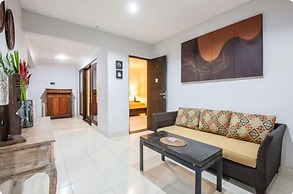 SMV . 6-BR · 6BR Pool Prime Area Walk to Beach N Shops Legian