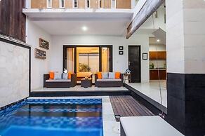 SMV . 4-BR · 4BR Pool Prime Area Walk To Beach N Shops Legian