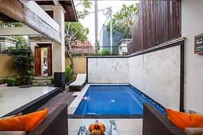 SMV . 4-BR · 4BR Pool Prime Area Walk To Beach N Shops Legian