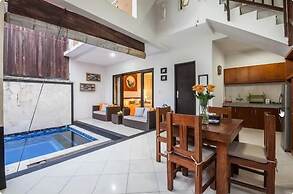 SMV . 4-BR · 4BR Pool Prime Area Walk To Beach N Shops Legian