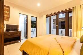 SMV . 8-BR · 8BR Pool Prime Area Walk to Beach N Shops Legian