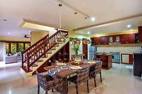 Samudra · Luxury 9-BR Private Pool Villa Umalas Bali