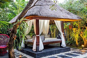 Samudra · Luxury 9-BR Private Pool Villa Umalas Bali