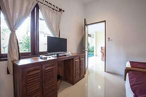 4 Bathroom Private Pool Villa near Seminyak Beach Bali