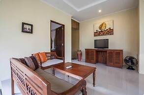 4 Bathroom Private Pool Villa near Seminyak Beach Bali