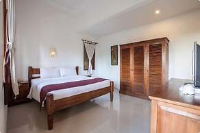 4 Bathroom Private Pool Villa near Seminyak Beach Bali