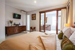 SMV - garden - 8-BR · 8BR Garden Villa Walk to Beach and Shops Legian