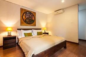SMV - garden - 8-BR · 8BR Garden Villa Walk to Beach and Shops Legian