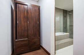 SMV - garden - 8-BR · 8BR Garden Villa Walk to Beach and Shops Legian