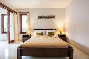 SMV - garden - 8-BR · 8BR Garden Villa Walk to Beach and Shops Legian