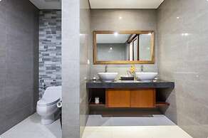 SMV - garden - 8-BR · 8BR Garden Villa Walk to Beach and Shops Legian