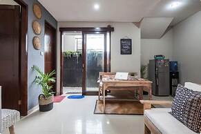 Cecilya Balian Stylish 3 Bedroom House near Beach at City Center