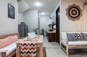 Cecilya Balian Stylish 3 Bedroom House near Beach at City Center