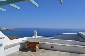 Villa Ioanna Blue- Vacation Houses for Rent 300 Metres by the sea