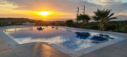 Villa Neptune With Stunning Private Pool - Maximum 6 Guests in Mastiha