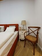 Villa Monte Santo by DuHomes