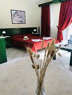 Room in Apartment - L'eremo Luxury Studio