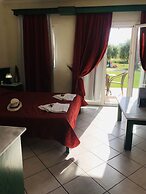 Room in Apartment - L'eremo Luxury Studio